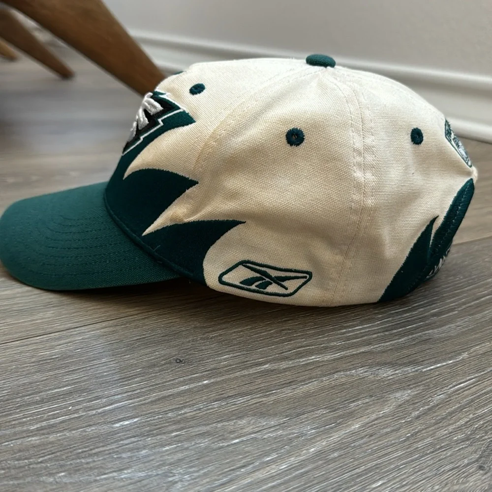 Vintage Philadelphia Eagles Reebok Hat
